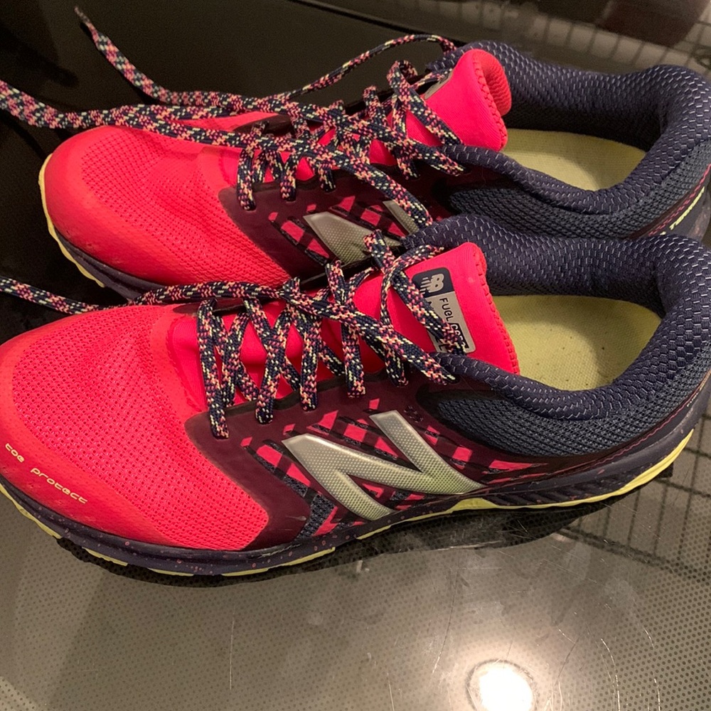 New balance all terrain sneaker women’s size 8 1/2